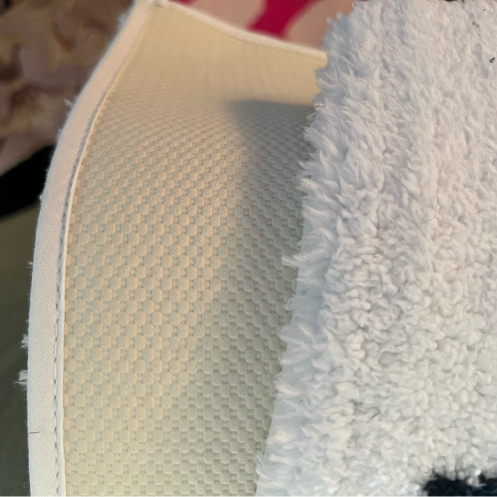 NWT Kate Spade White with Black Dot Bath Rug - Picture 2 of 3